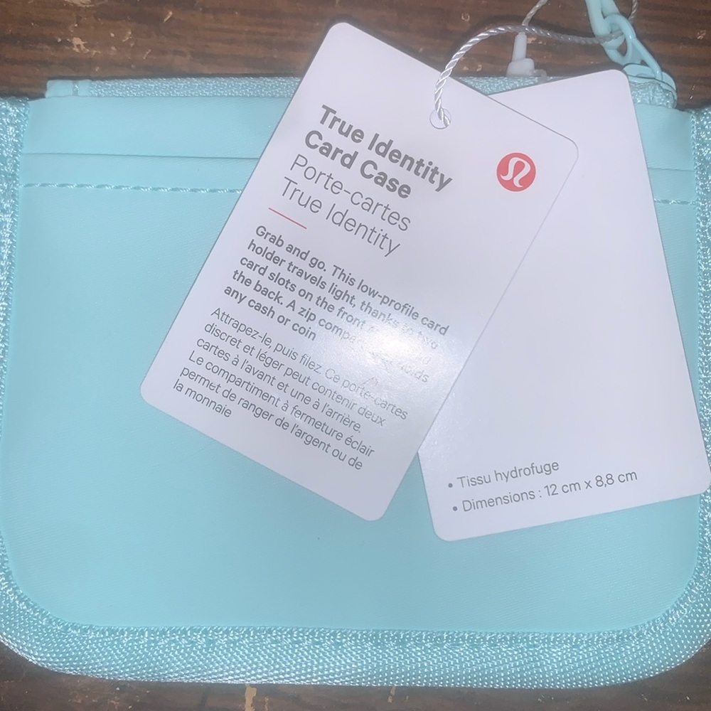 Lulu Lemon Identity card case NWT